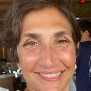 Meet your Posher, Marissa